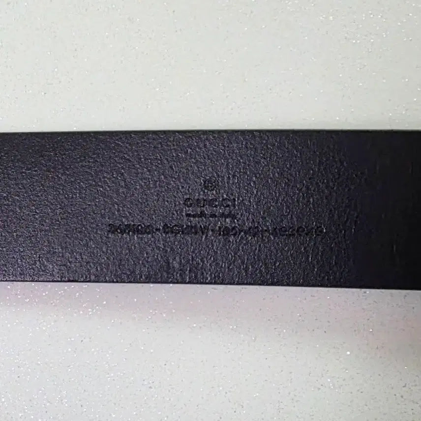 [BUNJANG] Gucci Interlocking G Buckle Leather Belt 105/42 Certificate of Authenticity / 구찌 인터로킹 G 버클 가죽벨트 105/42 (정품 감정서)