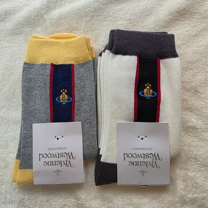 [SOLD OUT] 비비안웨스트우드양말 컬러풀
