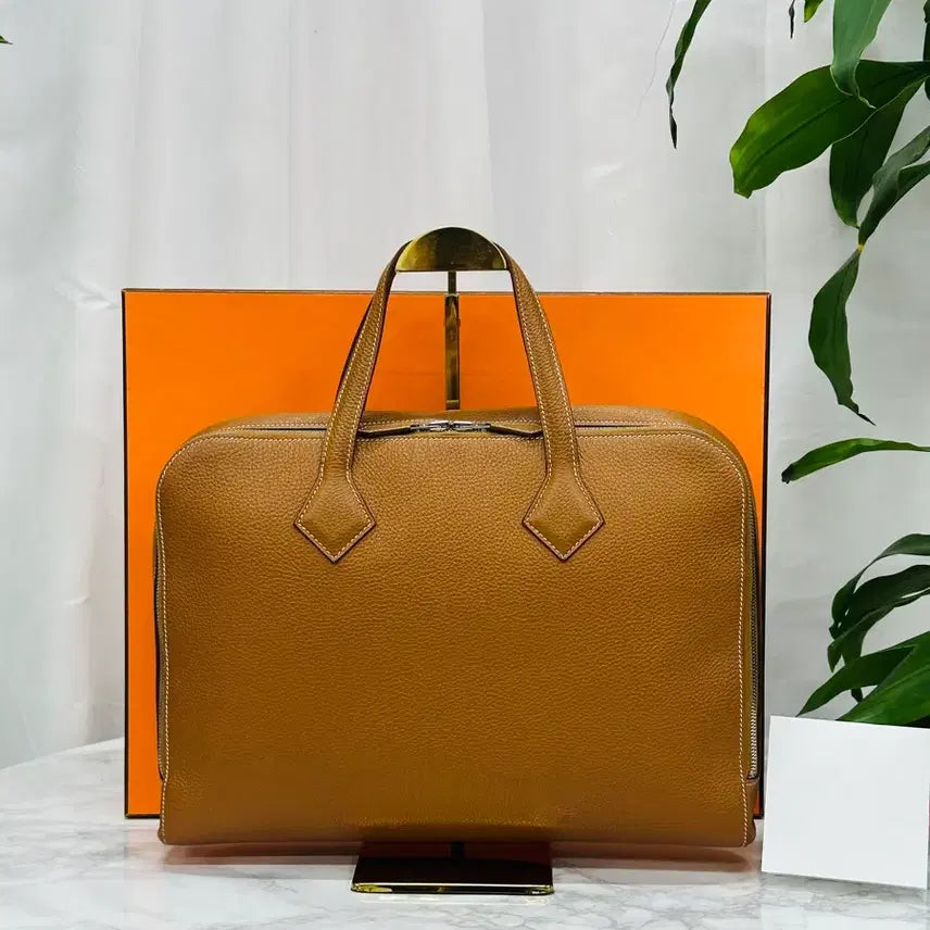 [BUNJANG] Hermes Victoria Light Camel Gold Handbag / [22년도,박스 구성] 에르메스 빅토리아 라이트 카멜골드