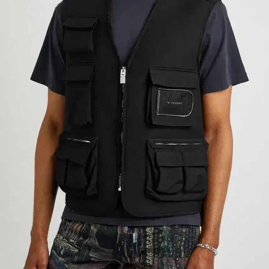 [BUNJANG] Givenchy Technical Vest / Givenchy 테크니컬 베스트 52 (110,XXL)