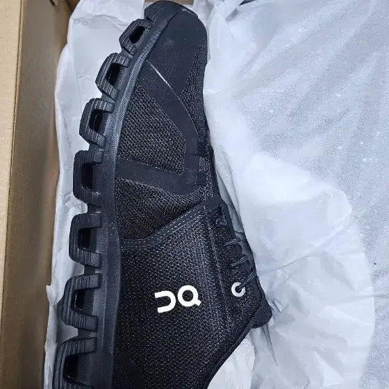 [BUNJANG] On Running Cloud 6 Running Shoes (Black) / 온 러닝 클라우드 6  블랙 런닝화 45 새제품 판매