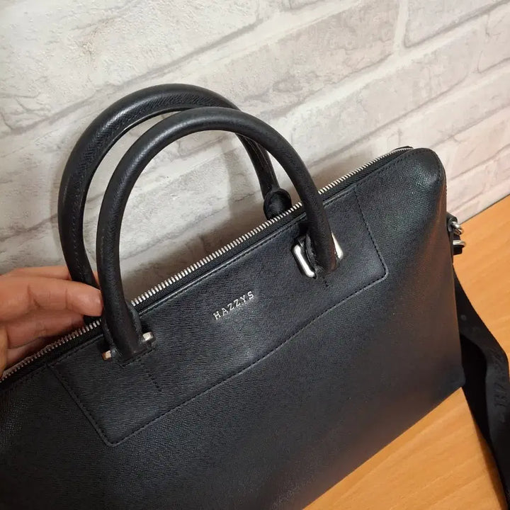 [BUNJANG] Hazzys Leather Briefcase / 헤지스 검퓨터서류가방