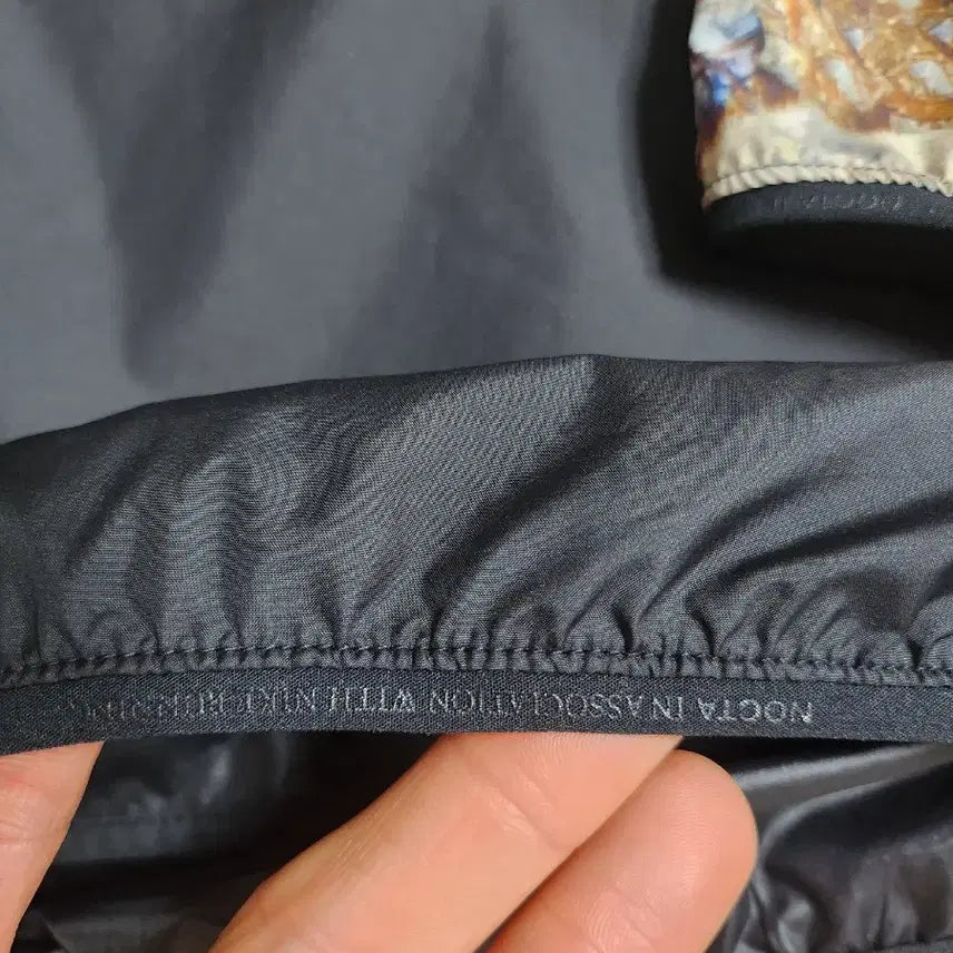[BUNJANG] Nike x Drake NOCTA NRG Running Jacket - Black Baroque Brown / 나이키 x 드레이크 녹타 NRG 러닝 자켓 블랙 바로크 브라운 (FJ30