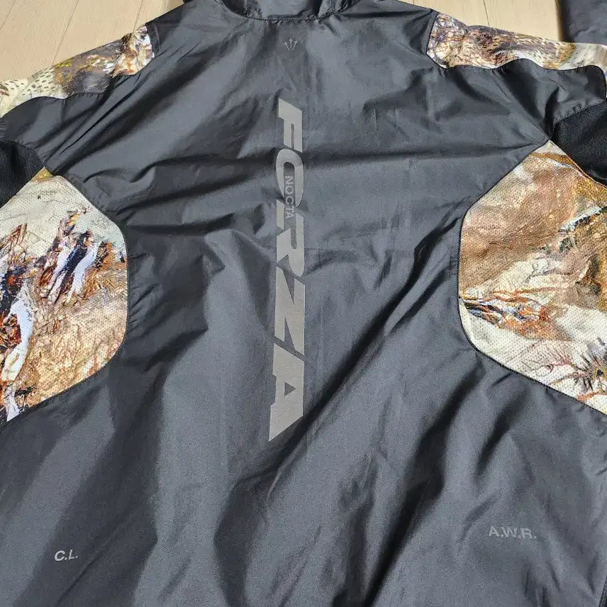 [BUNJANG] Nike x Drake NOCTA NRG Running Jacket - Black Baroque Brown / 나이키 x 드레이크 녹타 NRG 러닝 자켓 블랙 바로크 브라운 (FJ30