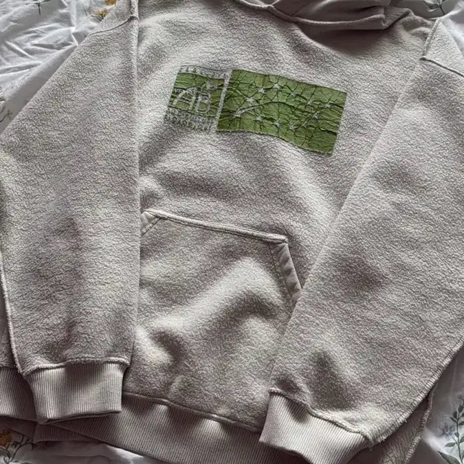 [BUNJANG] VETEMENTS Delicious Reversible Hoodie / 베트멍 딜리셔스 리버시블 후디