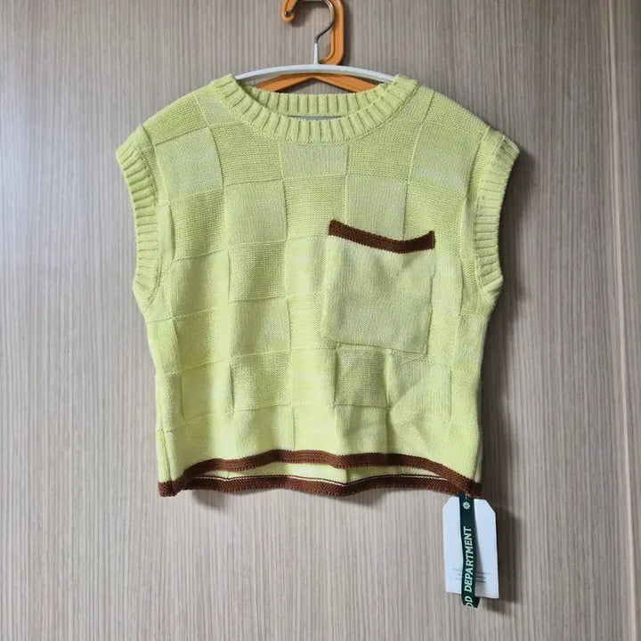 [BUNJANG] Odd Department Yellow Knit Vest / 오드디파트먼트 옐로우 니트 조끼