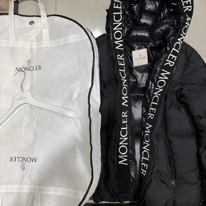 [BUNJANG] Moncler Moncla Padded Jacket / [당일출고,4사이즈] 몽클레어 몽클라 패딩