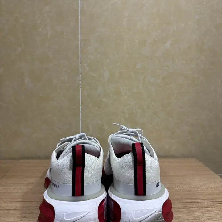 [BUNJANG] Nike Invincible Run 3 Sneakers 270 / 나이키 인빈서블 런 3 운동화 270