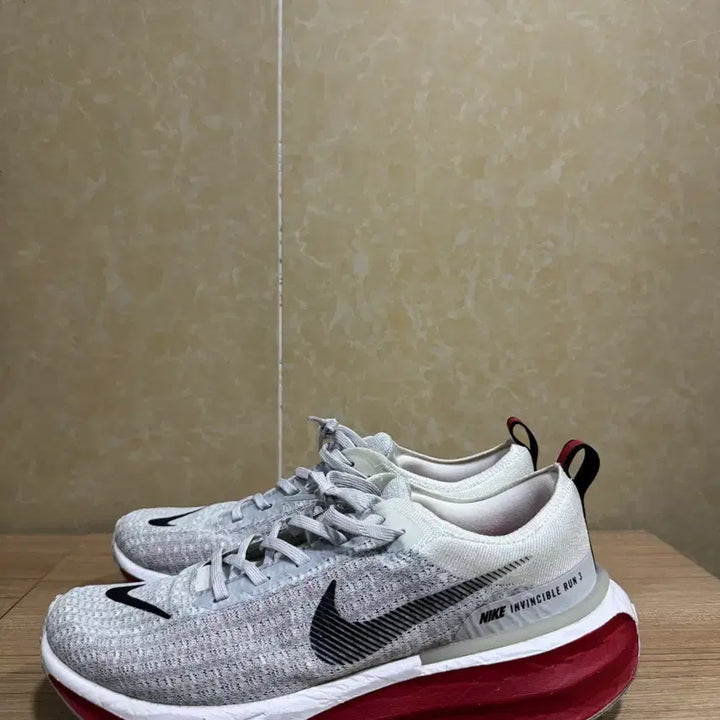 [BUNJANG] Nike Invincible Run 3 Sneakers 270 / 나이키 인빈서블 런 3 운동화 270