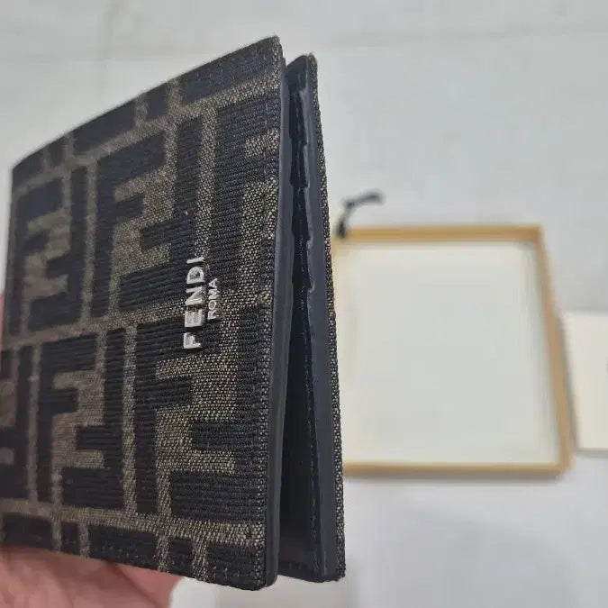 [BUNJANG] Fendi Fabric Men's Wallet / 펜디 패브릭 남성지갑