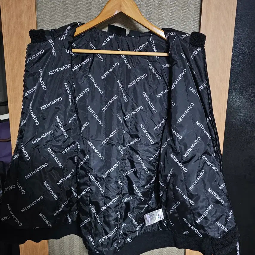[BUNJANG] Calvin Klein Sherpa Hooded Zip-Up Black S / 캘빈클라인 뽀글이 후드집업 블랙 90 S