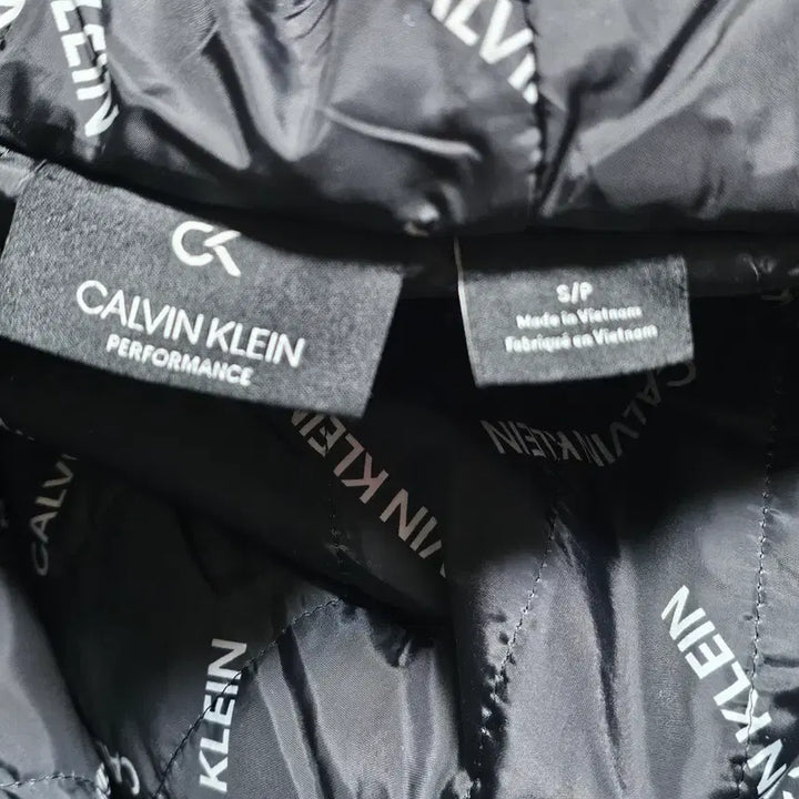 [BUNJANG] Calvin Klein Sherpa Hooded Zip-Up Black S / 캘빈클라인 뽀글이 후드집업 블랙 90 S