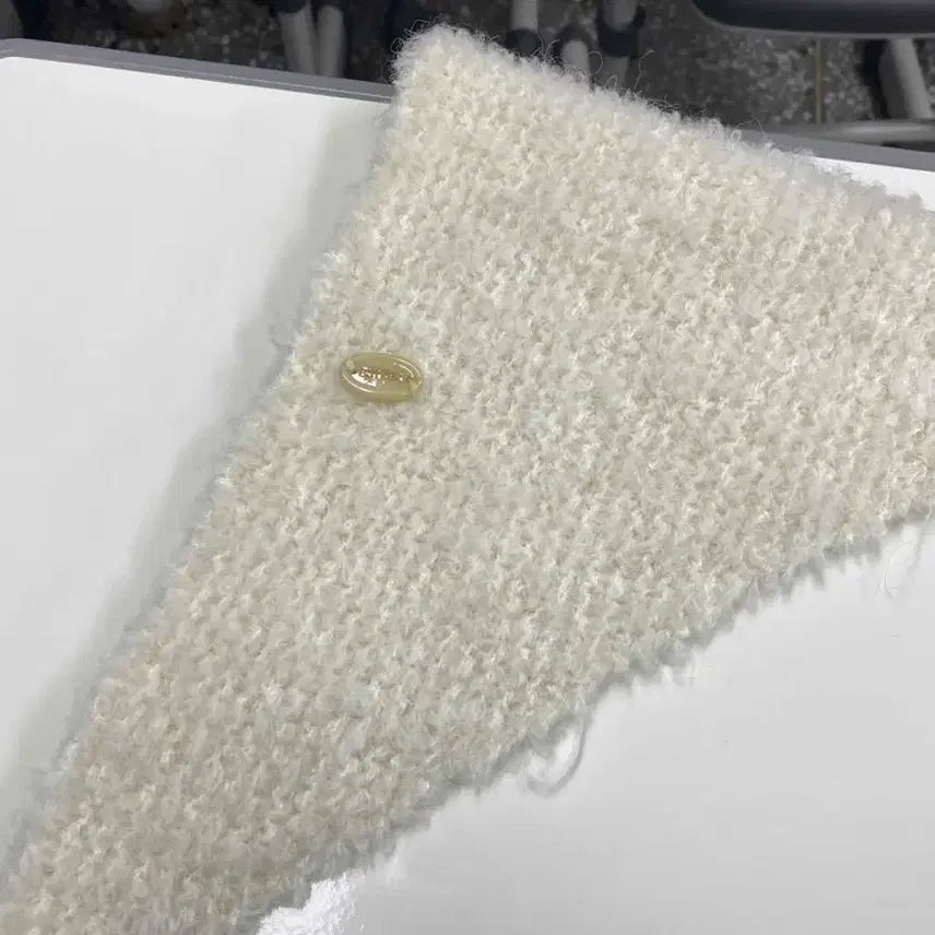 [BUNJANG] Ivory Ear Warmer Headband / 아이보리 귀도리 두건