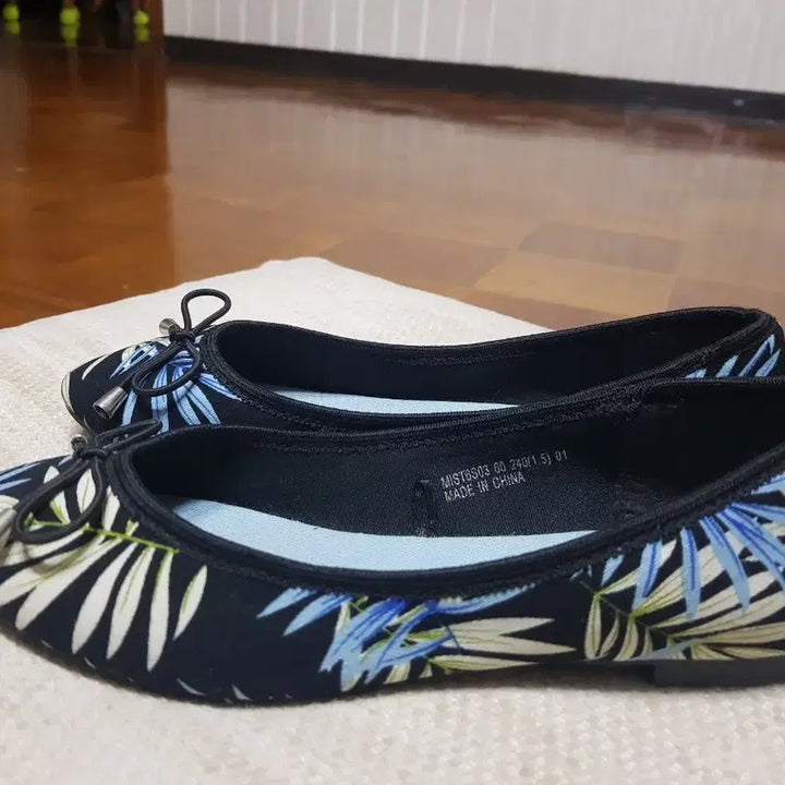 [BUNJANG] Flower Photocard / 여성화  플