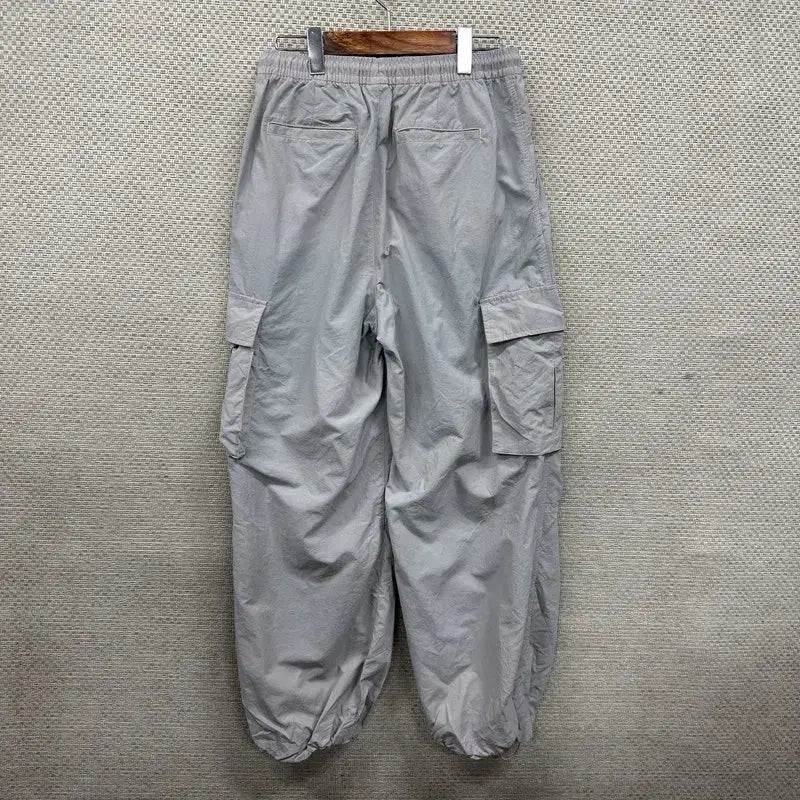 [BUNJANG] SPAO Woven Cargo Pants / 스파오 SPAO 우븐 카고 밴딩 츄리닝바지 M M11269