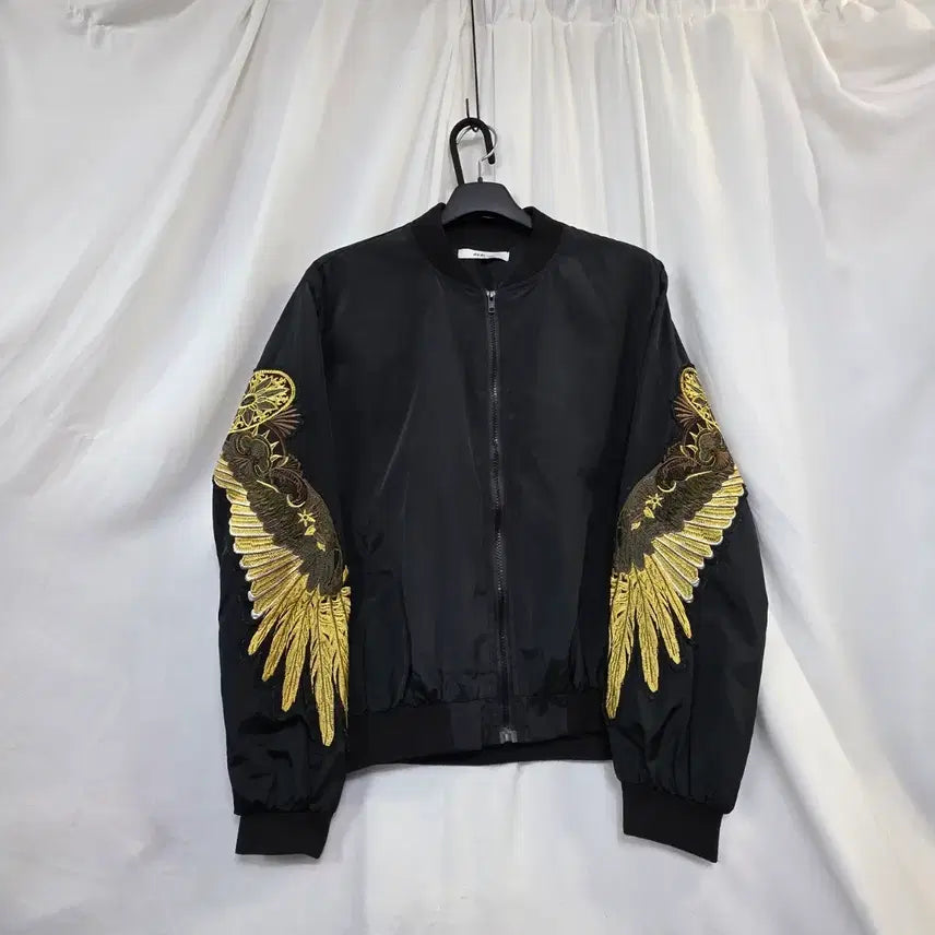 [SOLD OUT] 검정색 남녀간절기봄가을자수 항공점퍼F