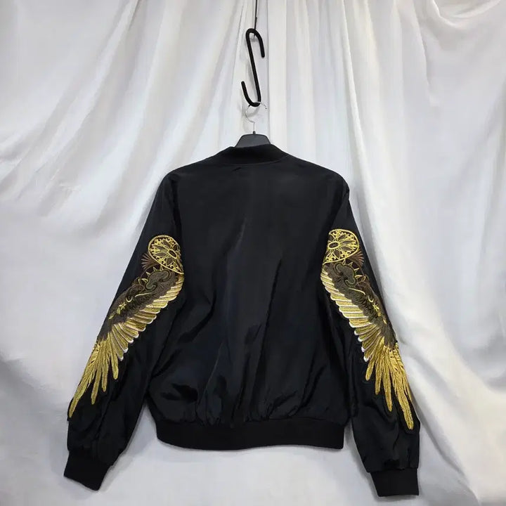 [SOLD OUT] 검정색 남녀간절기봄가을자수 항공점퍼F