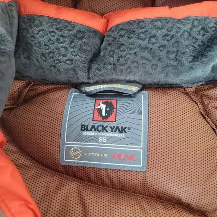 [BUNJANG] Black Yak Goose Down Padded Jacket / [85] 블랙야크 패딩 구스 다운