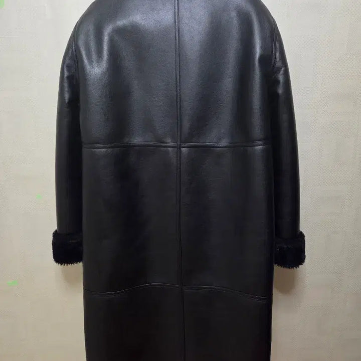 [BUNJANG] Black Faux Shearling Coat / 무스탕
