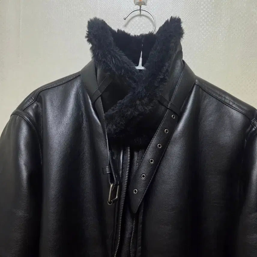 [BUNJANG] Black Faux Shearling Coat / 무스탕