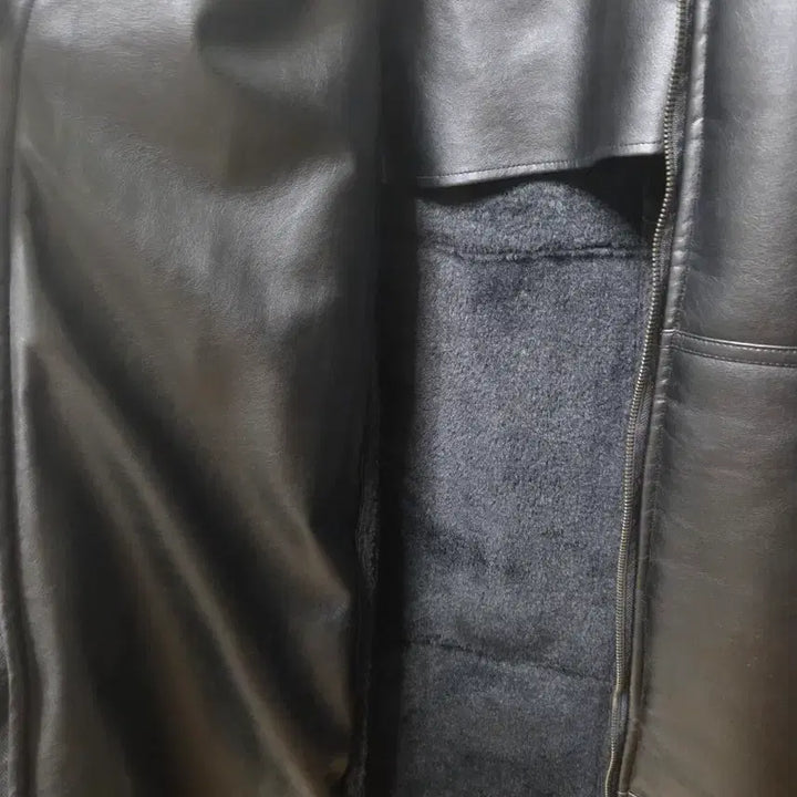 [BUNJANG] Black Faux Shearling Coat / 무스탕