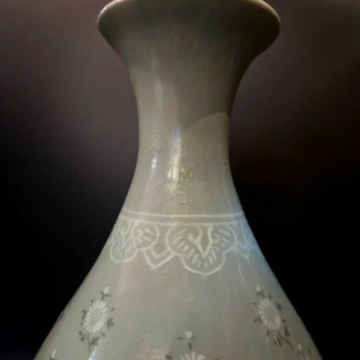 [BUNJANG] Celadon Inlaid Cloud Crane Vase / 청자 상감 운학문 병