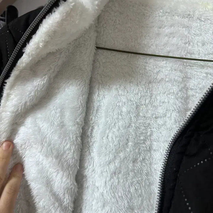 [BUNJANG] Black Quilted Jacket with Fur Lining / 털 안감 누빔 검정 자켓 점퍼