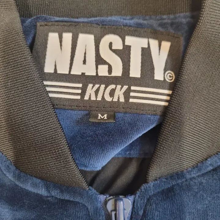 [BUNJANG] Nasty Kick Velvet Jacket M (New) / 네스티킥 벨벳 자켓 M(새상품)