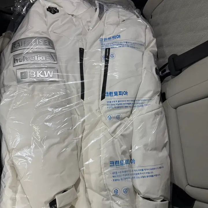 [BUNJANG] Descente Dummyax Long Padding 95 / 데상트 더미작스 롱패딩 95