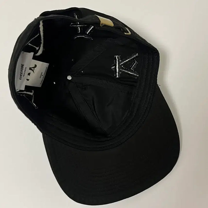 [BUNJANG] Hyukoh AAA Ball Cap Black / 혁오 aaa 모자