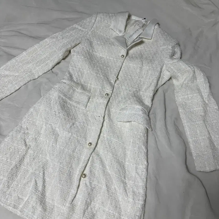 [BUNJANG] Blackhole Jay Tweed Dress Ivory / 블랙홀제이 트위드 원피스 아이보리 데이트룩 연말룩