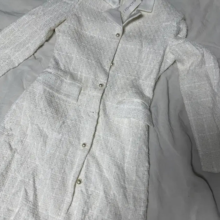 [BUNJANG] Blackhole Jay Tweed Dress Ivory / 블랙홀제이 트위드 원피스 아이보리 데이트룩 연말룩