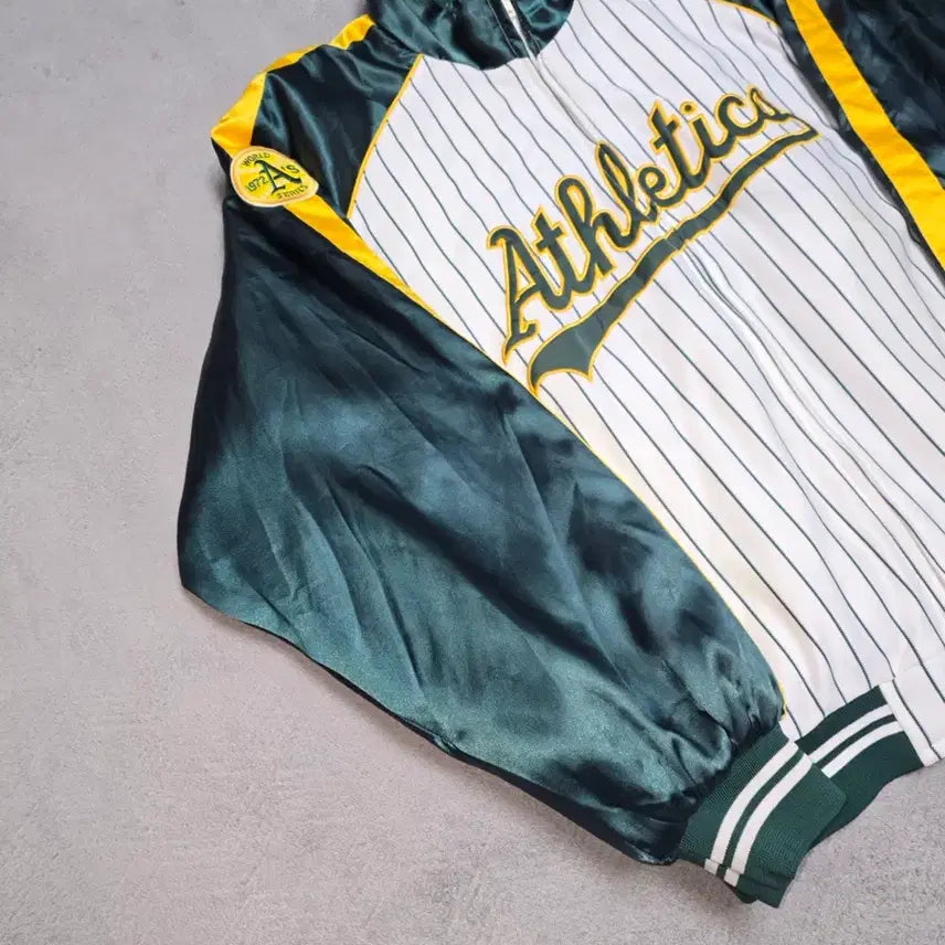 [SOLD OUT] G-III sports 오클랜드 애슬레틱스 야구 점퍼