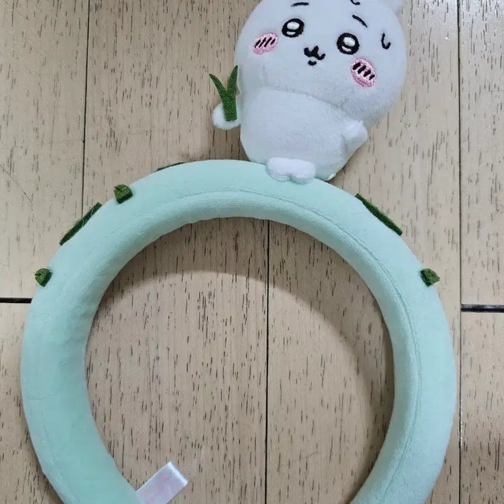 [BUNJANG] Chiikawa Land Limited Edition Headband / 치이카와랜드 한정 풀뽑기 머리띠
