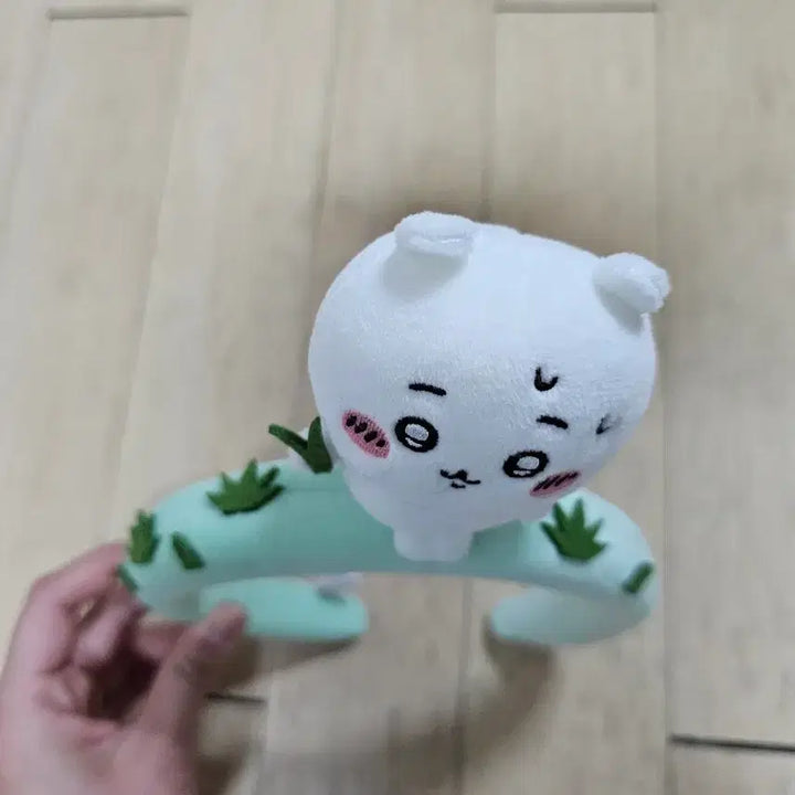 [BUNJANG] Chiikawa Land Limited Edition Headband / 치이카와랜드 한정 풀뽑기 머리띠