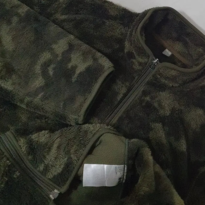 [BUNJANG] Uniqlo Camo Fleece Jacket / 세일)No.26020503 유니클로 카모 플리스 자켓 유니클로후리스