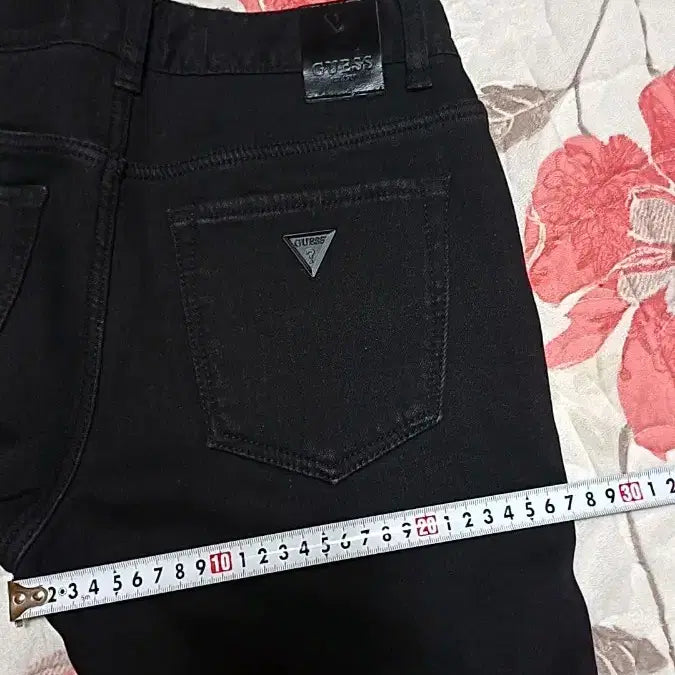 [BUNJANG] Guess Black Jeans 28 inch / 게스 기모 스판블랙진 28인치 기장104