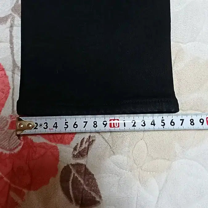 [BUNJANG] Guess Black Jeans 28 inch / 게스 기모 스판블랙진 28인치 기장104