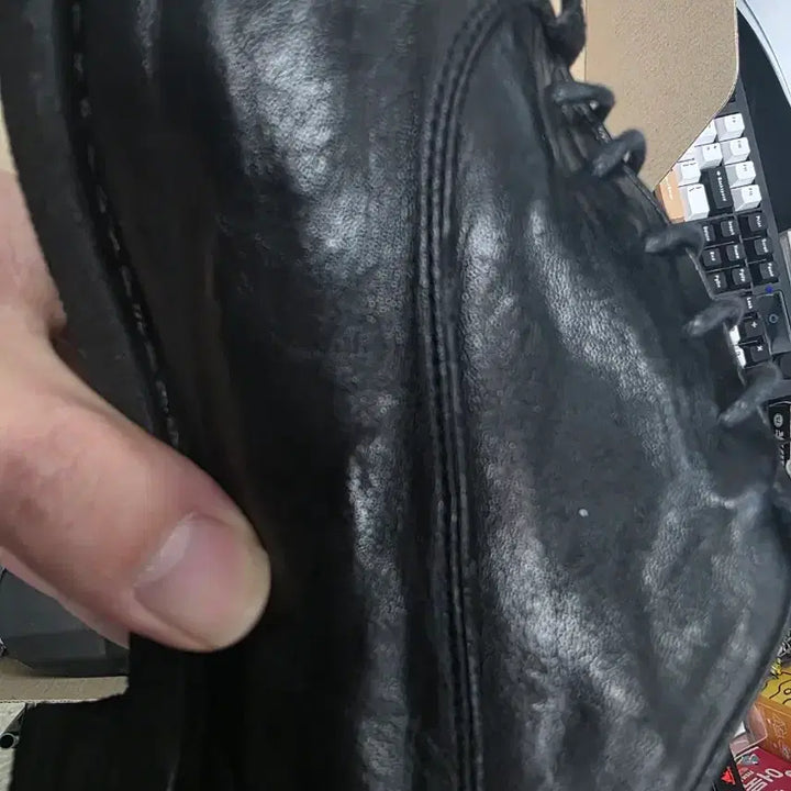 [BUNJANG] The Boyz The B Hat / 해칭룸 더비