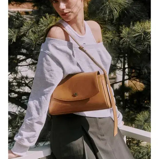 [BUNJANG] Semi-code Capture Bag Mini Crinkle Crossbody Bag / 새것/ 세미코드 캡쳐백 미니 크링클 다크 베이지 크로스백 숄더백