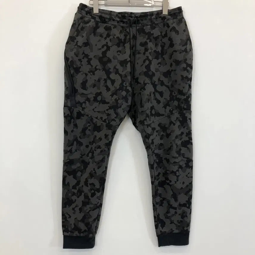 [BUNJANG] Nike Tech Pack Camo Sweat Jogger Pants / 나이키 테크팩 카모 스웻조거팬츠 33 인치