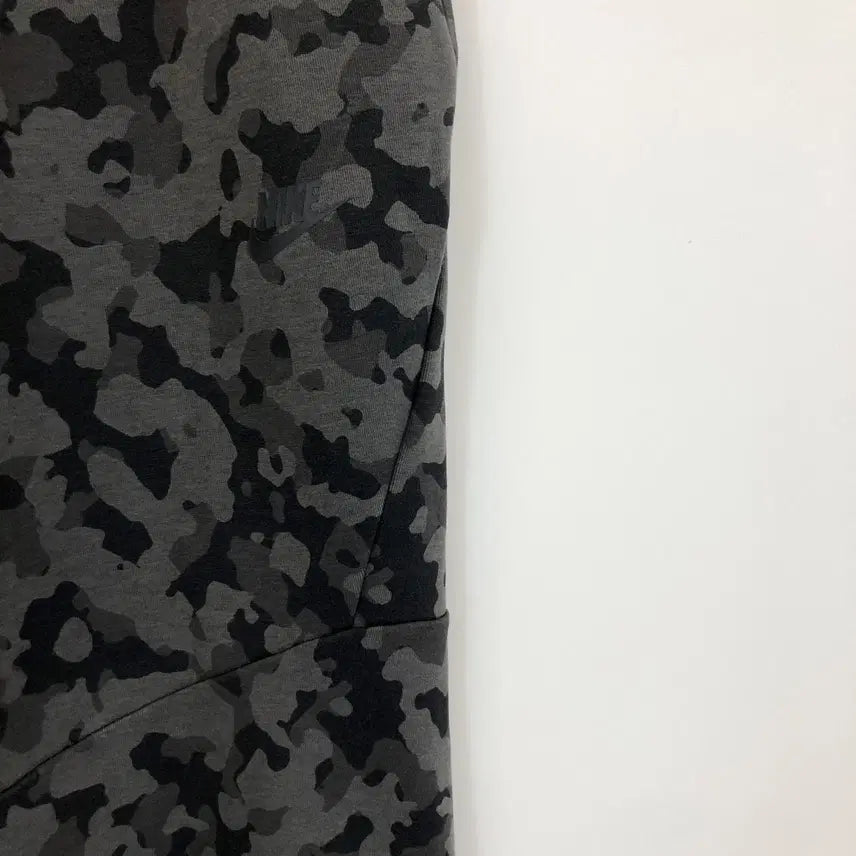 [BUNJANG] Nike Tech Pack Camo Sweat Jogger Pants / 나이키 테크팩 카모 스웻조거팬츠 33 인치