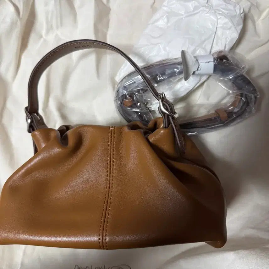 [BUNJANG] 22A Mini Bag Brown / 투에투아 플리백 미니백 브라운