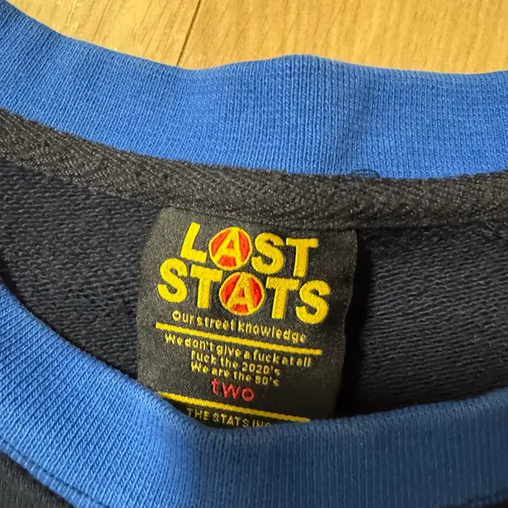 [BUNJANG] LASSTATS Sweatshirt Size 2 / 라스탯츠 스웻셔츠 2사이즈