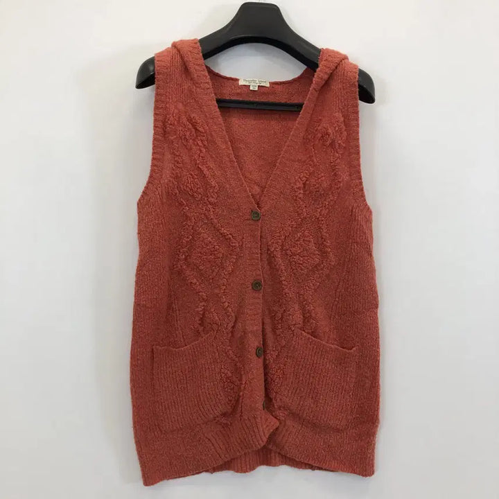 [BUNJANG] Thursday Island Cable Knit Vest / 써스데이아일랜드 케이블 니트조끼 90