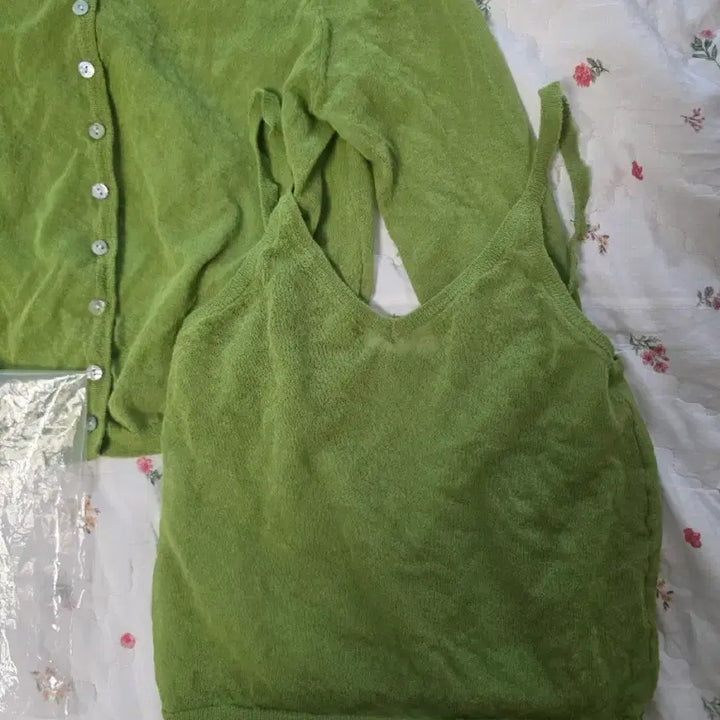 [BUNJANG] The Last Sheer Cardigan &amp; Sleeveless - Apple Green / 더라우스트 시스루 가디건&amp;슬리브리스 APPLE GREEN