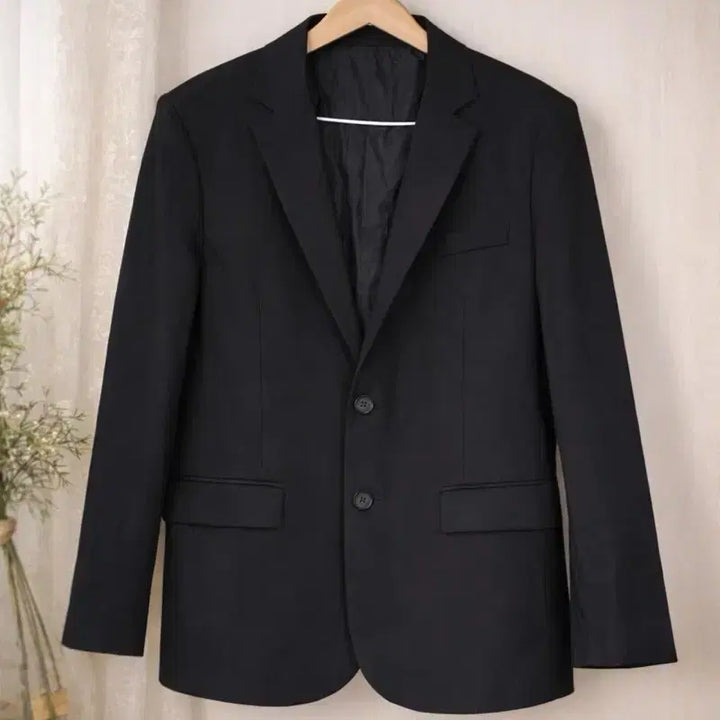 [SOLD OUT] 새상품(택) 블랙 남성정장 자켓 (95-100 정도)
