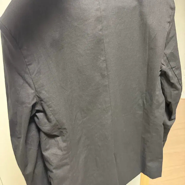 [SOLD OUT] 새상품(택) 블랙 남성정장 자켓 (95-100 정도)