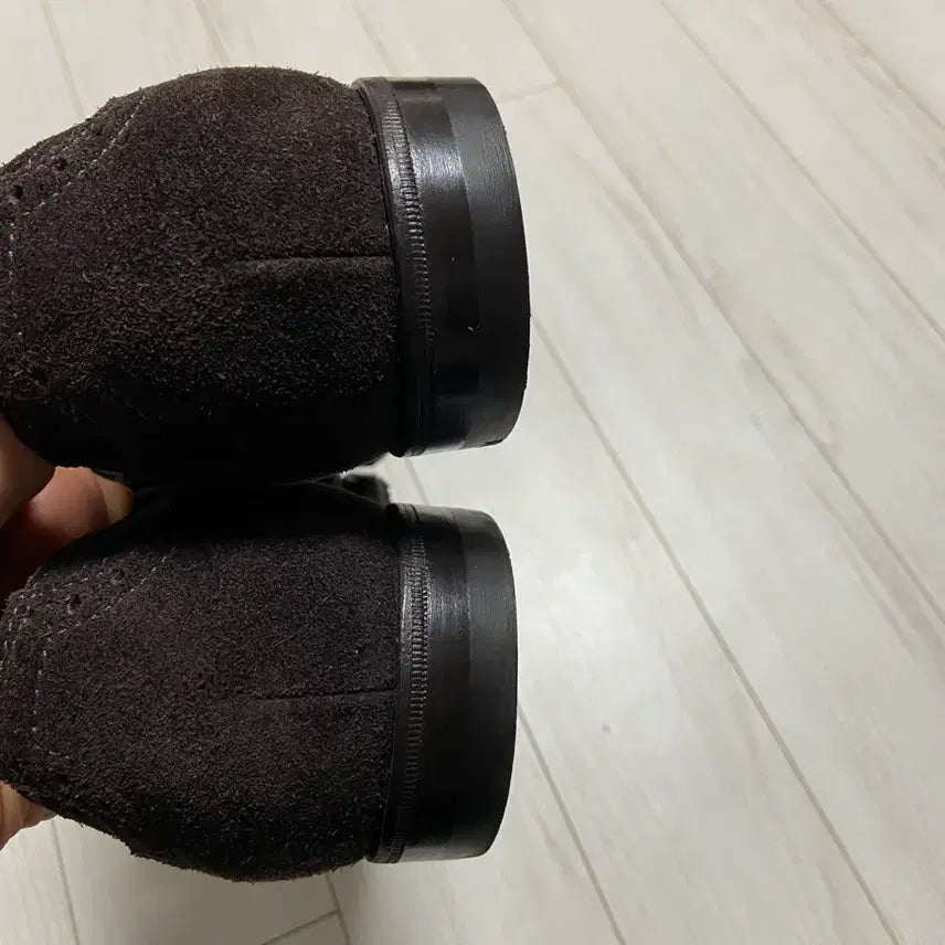 [SOLD OUT] 보테가베네타 다크브라운 스웨이드 윙팁 구두 260사이즈