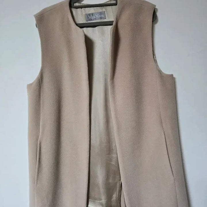 [BUNJANG] Max Mara Beige Wool Vest / 막스마라 베이지색 모직 베스트